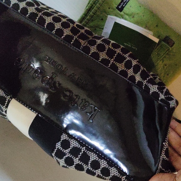 Kate Spade Serena Baby bag with Convertible Changing Pad in B/ W Basic Nylon - Picture 5 of 9